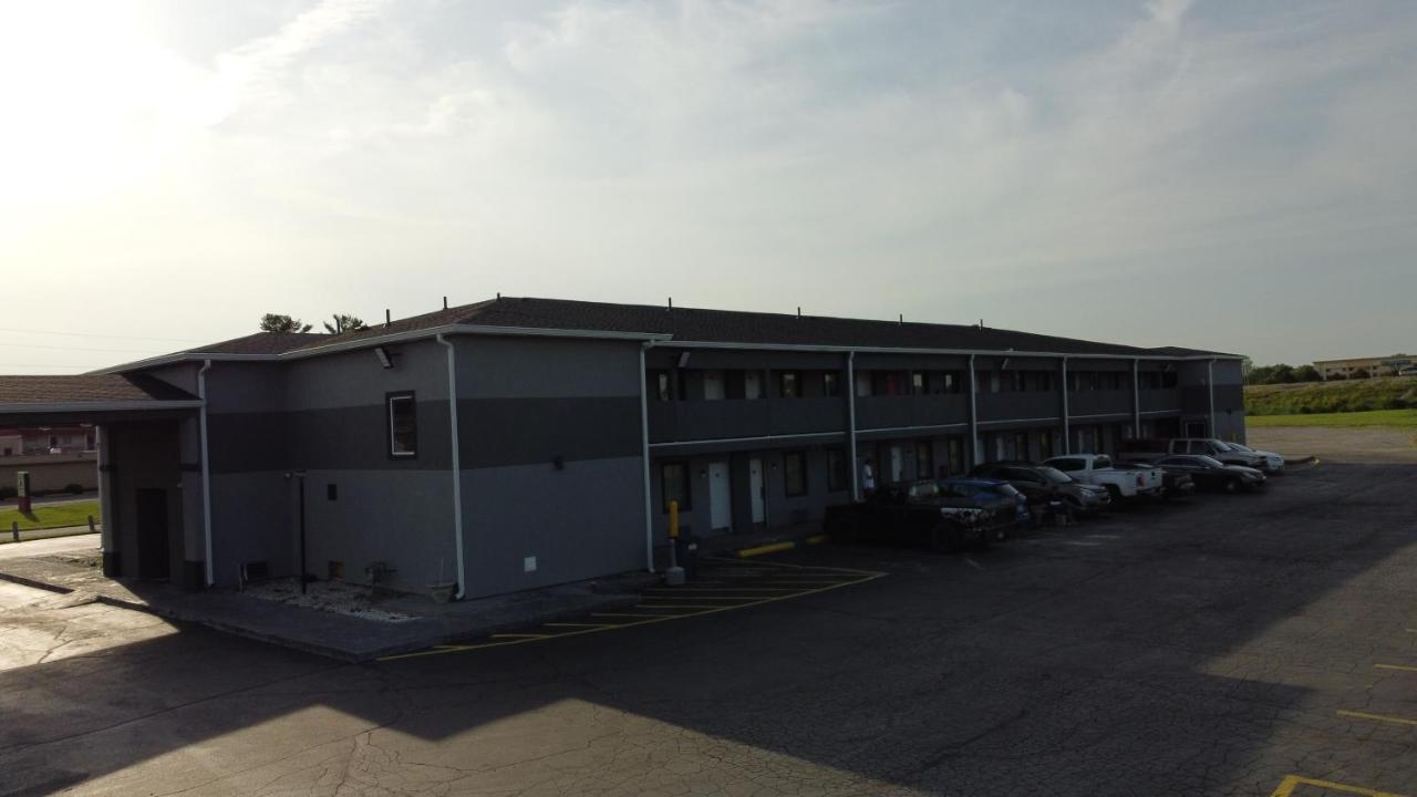 Days By Wyndham East Post Road 2* Indianapolis